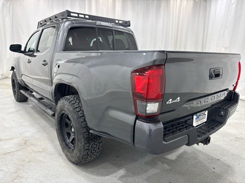 Used 2020 Toyota Tacoma SR AWD/4WD image 3