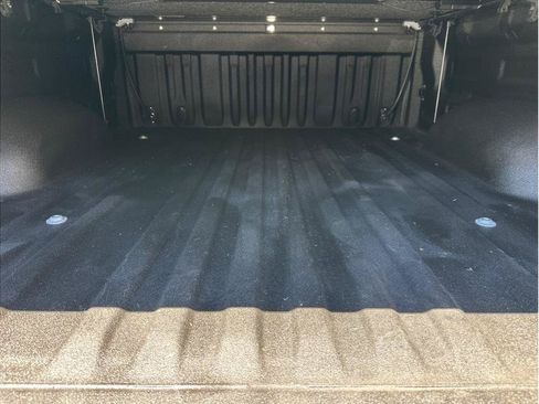 Used 2019 Toyota Tundra SR5 AWD/4WD image 15