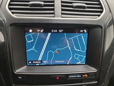 Used 2018 Ford Explorer XLT w/ Equipment Group 202A image 22