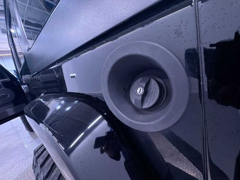 Used 2008 Jeep Wrangler Unlimited Sahara w/ Dual Top Group image 28