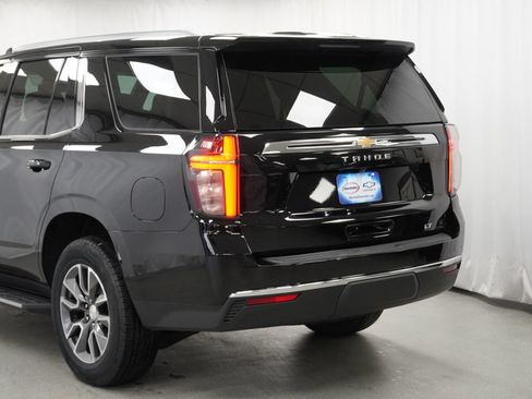 Used 2022 Chevrolet Tahoe LT w/ Luxury Package AWD/4WD image 36