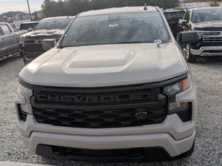 New 2026 Chevrolet Silverado 1500 Custom video 2