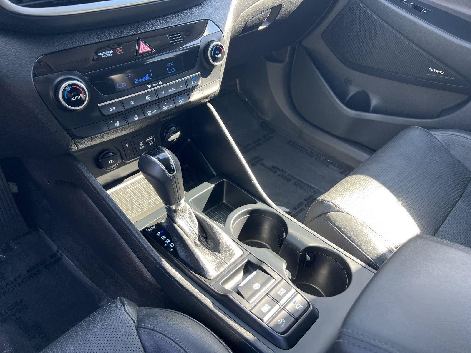 Used 2021 Hyundai Tucson Limited AWD/4WD image 32