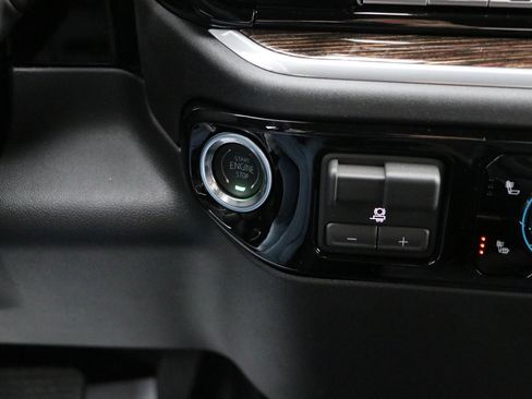 New 2026 GMC Sierra 1500 Elevation w/ LPO, Elevation Black Package image 24