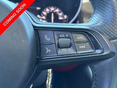 Used 2020 Alfa Romeo Giulia w/ Nero Edizione RWD image 25
