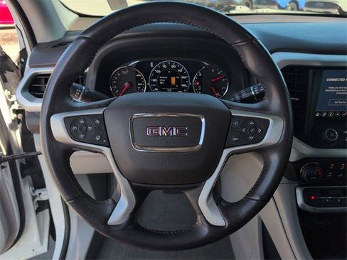 Used 2022 GMC Acadia SLT w/ Technology Package image 26