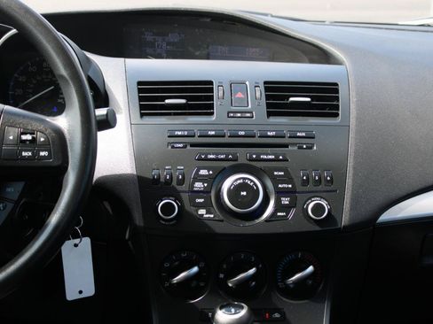 Used 2013 MAZDA MAZDA3 i Sport FWD image 10