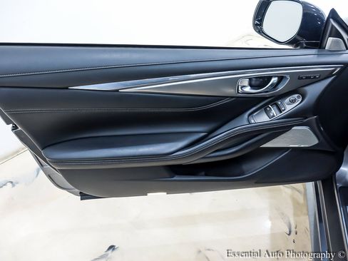 Used 2017 INFINITI Q60 3.0t w/ Premium Plus Package 3.0T image 24