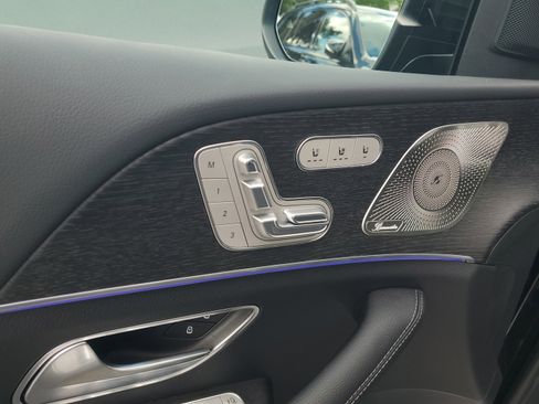 Certified 2026 Mercedes-Benz GLS 450 4MATIC image 18