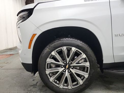 New 2026 Chevrolet Suburban High Country w/ Sun And Tow Package image 20