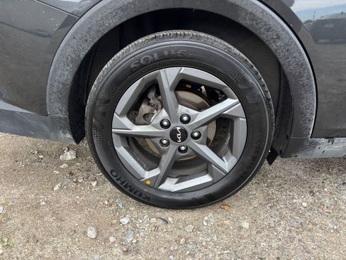 Used 2025 Kia K4 FWD image 29