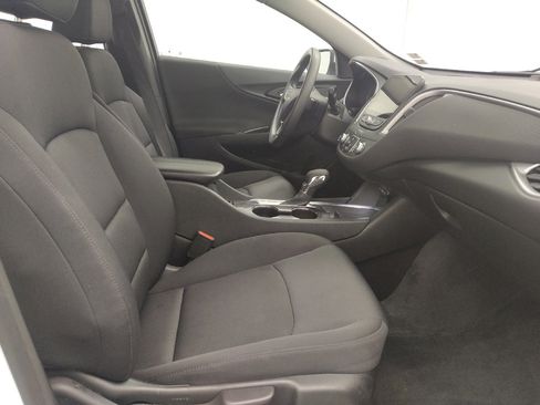 Used 2022 Chevrolet Malibu LS w/ Driver Confidence Package II FWD image 21