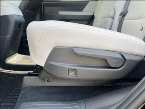 New 2025 Hyundai Santa Fe SE image 15