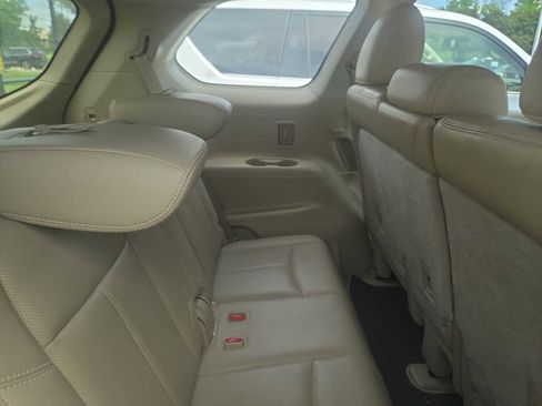 Used 2015 Nissan Pathfinder Platinum AWD/4WD image 12