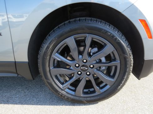 Used 2024 Chevrolet Equinox RS FWD image 10