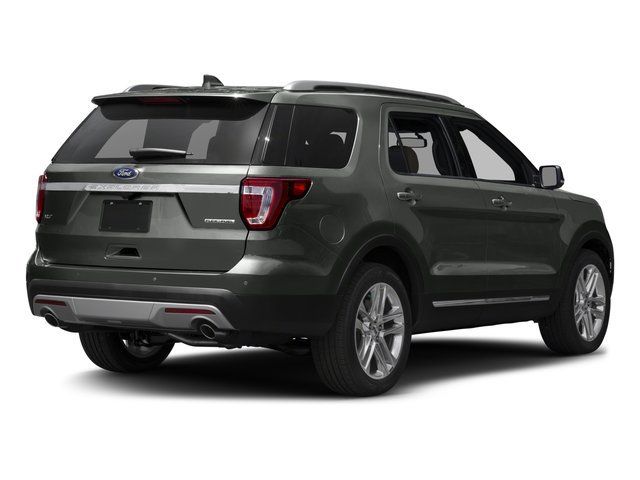 Used 2016 Ford Explorer XLT w/ Equipment Group 202A AWD/4WD image 2
