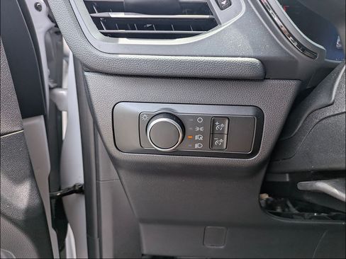 Used 2025 Ford Escape ST-Line FWD image 16