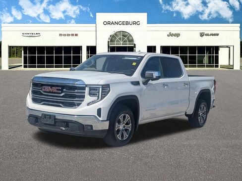 Used 2025 GMC Sierra 1500 SLT RWD image 3