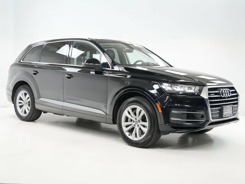 Used 2017 Audi Q7 3.0T Premium Plus w/ Premium Plus Package AWD/4WD image 8