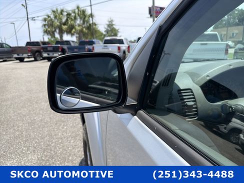 Used 2019 Nissan Frontier SV w/ Value Truck Package AWD/4WD image 10