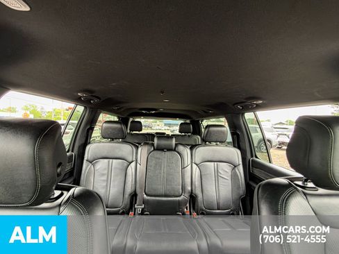 Used 2023 Jeep Wagoneer L Series II AWD/4WD image 22