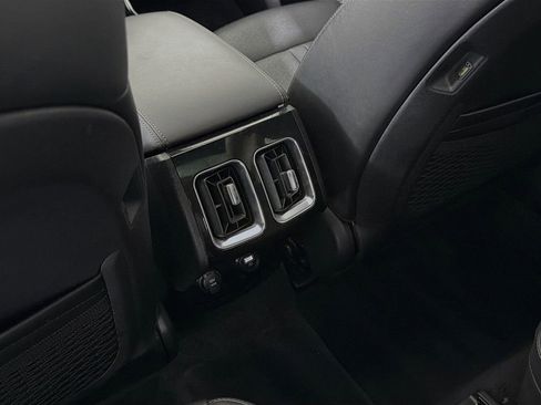 Used 2022 Kia Sorento SX FWD image 27