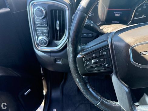Used 2019 GMC Sierra 1500 Denali w/ Denali Ultimate Package AWD/4WD image 22