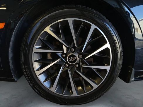 Used 2023 Hyundai Sonata Limited FWD image 6