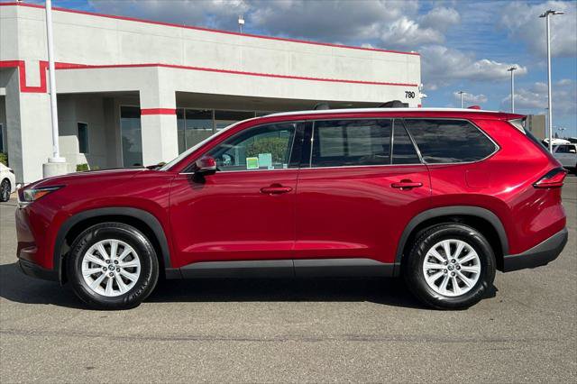 Certified 2024 Toyota Grand Highlander FWD image 9