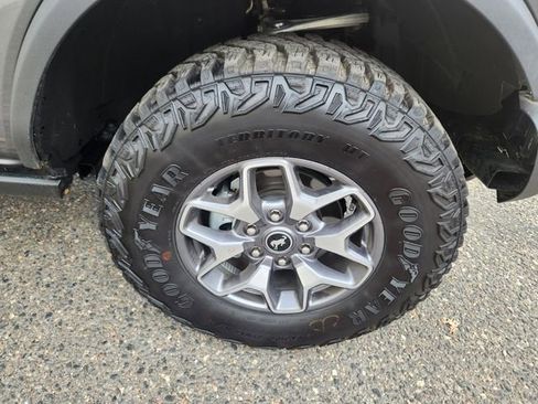 New 2025 Ford Bronco Badlands image 18