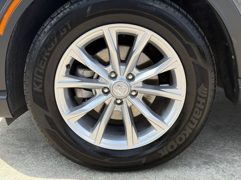 Used 2025 Honda CR-V EX image 12