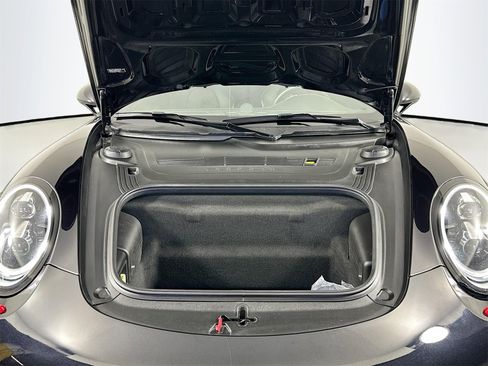 Used 2016 Porsche 911 Targa 4 GTS image 35