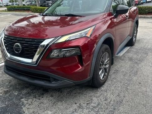 Used 2021 Nissan Rogue S AWD/4WD image 2