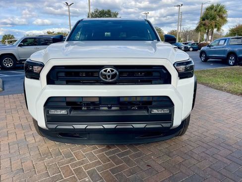 Used 2025 Toyota 4Runner SR5 image 9