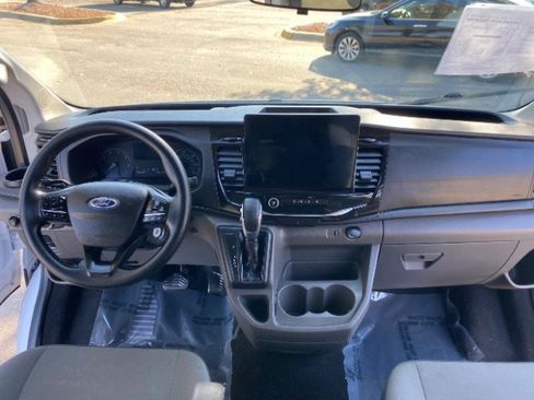 Used 2023 Ford Transit 350 XLT image 25
