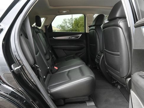 Used 2018 Cadillac XT5 Luxury w/ Driver Awareness Package image 24