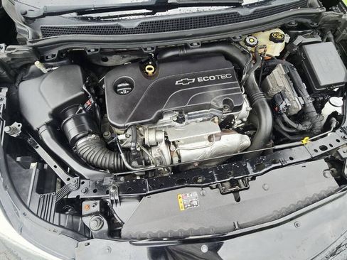 Used 2018 Chevrolet Cruze LT w/ Redline Edition FWD image 31
