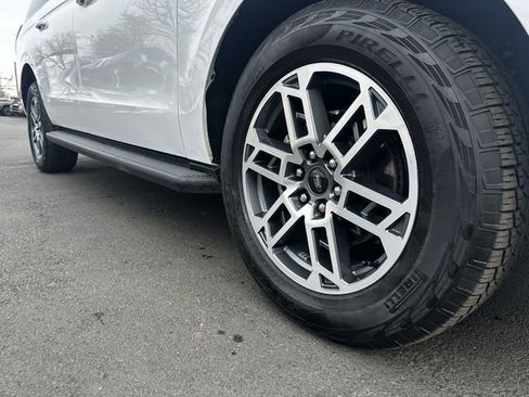 Certified 2025 Ford Expedition Max Active image 11