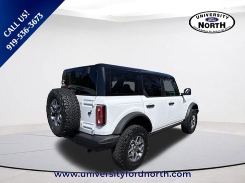 Used 2025 Ford Bronco Badlands image 7