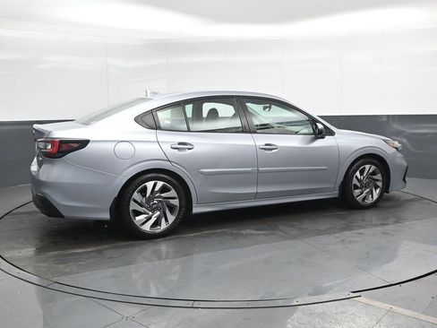 Used 2024 Subaru Legacy Limited image 3