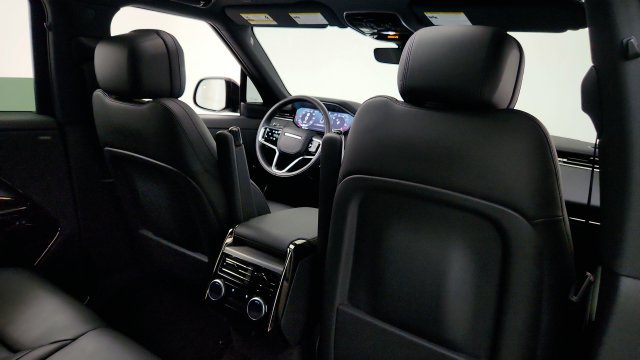 Used 2024 Land Rover Range Rover Sport SE AWD/4WD image 40