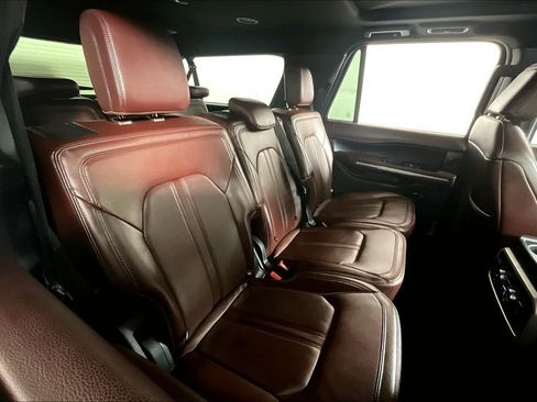 Used 2023 Ford Expedition Max Limited image 27