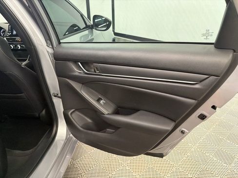 Used 2022 Honda Accord Sport image 17
