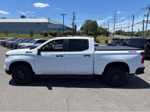 Used 2023 Chevrolet Silverado 1500 LT Trail Boss w/ Protection Package AWD/4WD image 15
