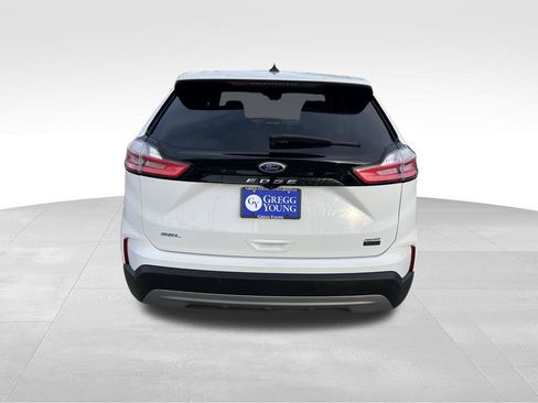 Used 2022 Ford Edge SEL w/ Convenience Package image 5