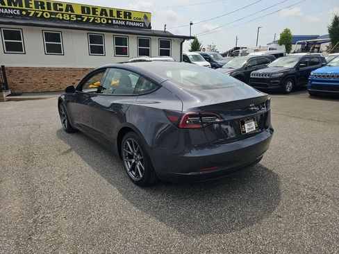 Used 2023 Tesla Model 3 Standard Range RWD image 3