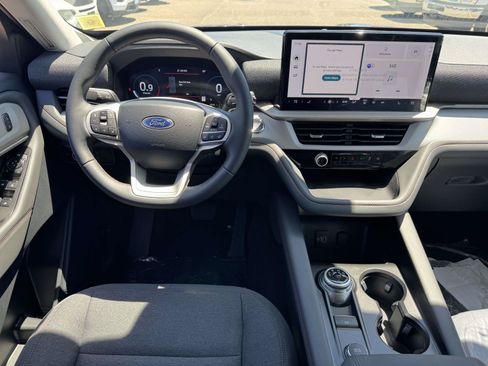 New 2026 Ford Explorer Active AWD/4WD image 12