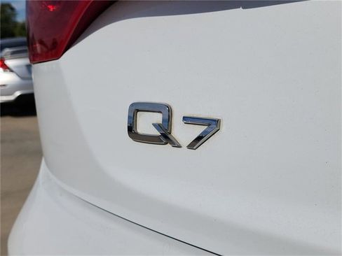 Used 2014 Audi Q7 TDI Prestige w/ Prestige Package image 11