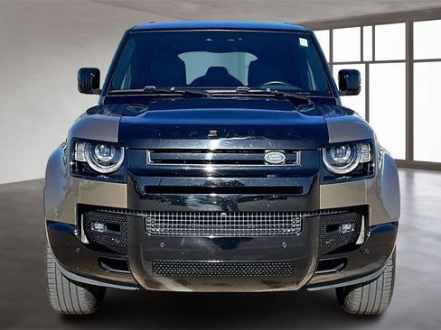 Used 2022 Land Rover Defender 110 X image 3