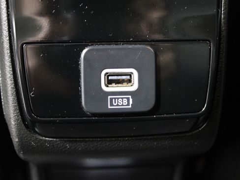 Used 2024 Jeep Compass Latitude image 26